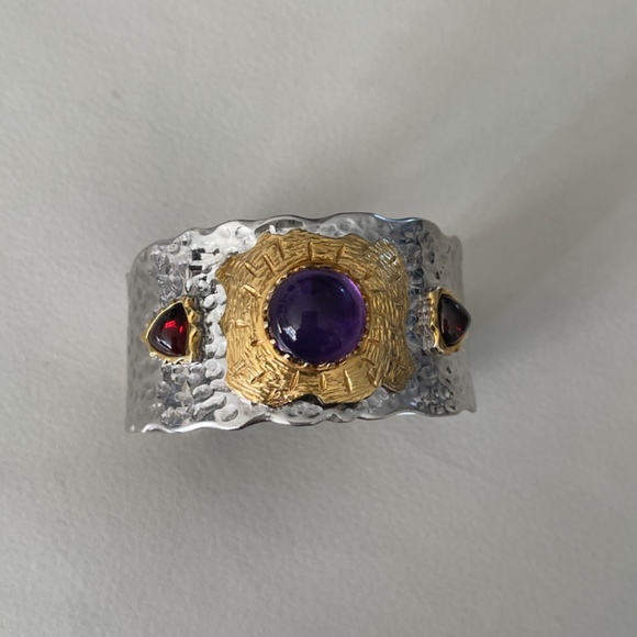 Unique bangle bracelet - Picture 5 of 5